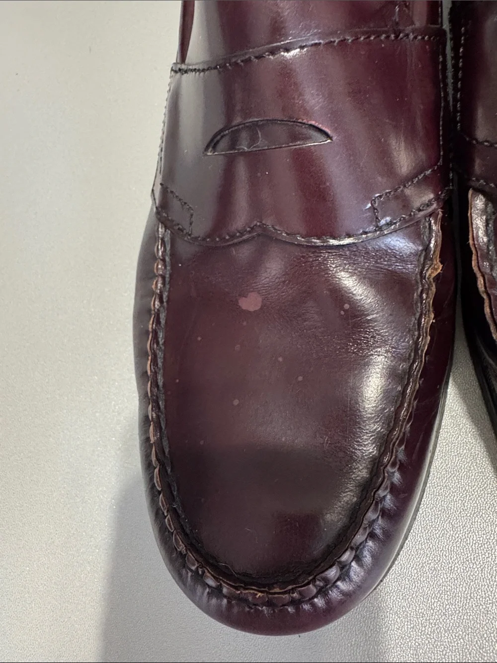 G.H. Bass Weejuns Leather Penny Loafers men’s 10 in Burgundy Oxblood